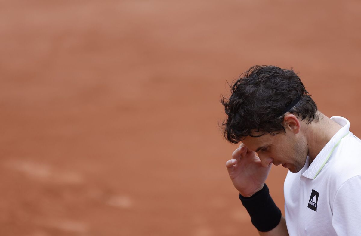 De 1e Roland Garros-shock is binnen: oud-finalist Dominic Thiem verliest in straight sets