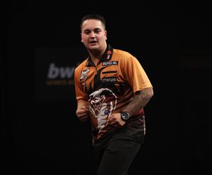 Darter Jeffrey de Zwaan wint eerste Tourkaart van Q School 2018