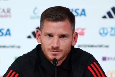 Jan Vertonghen op persconferentie: 'Ik ben bang dat ik anders morgen niet op het veld sta'