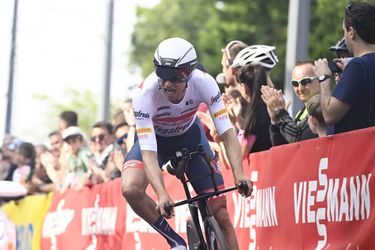 TV-gids: Bauke Mollema ruikt kansen in loodzware etappe 7 van de Giro d'Italia