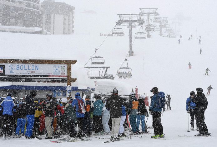 Pas op! Franse politie gaat keihard optreden tegen drugs op de piste