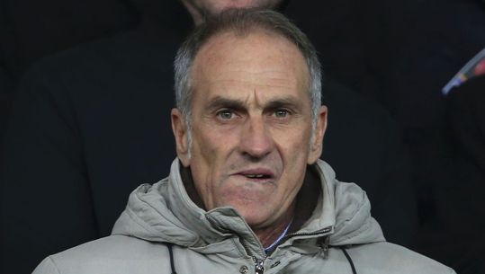 Swansea-coach ontslagen uit ziekenhuis na borstinfectie