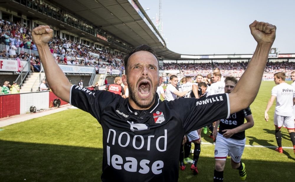 FC EMMEN VOOR HET EERST NAAR EREDIVISIE, SPARTA DEGRADEERT