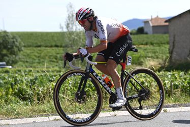 Mathieu van der Poel ziet aanvalspoging mislukken: Ion Izagirre pakt etappe 12 in de Tour