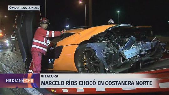 Voormalig toptennisser Rios overleeft crash met peperdure McLaren (video)