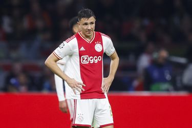 🎥 | Steven Berghuis na afgang Ajax: 'Napoli heeft ons overklast, dit is Ajax-onwaardig'