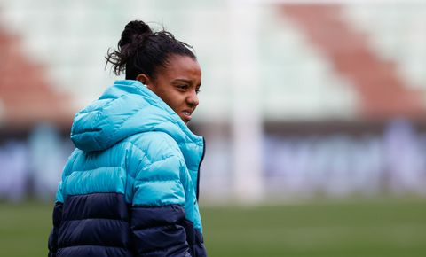 Barcelona wordt ondanks 9-0-zege uit de Copa de la Reina getrapt door domme fout