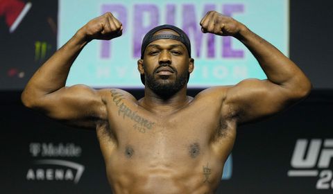 📸 | Nieuwe vloek van Drake? Rapper plaatst gigantische weddenschap op UFC'er Jon Jones