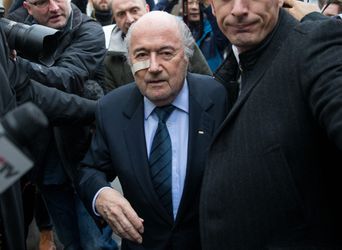 Voormalig FIFA-boef Blatter: 'Keuze voor Qatar was een vergissing'