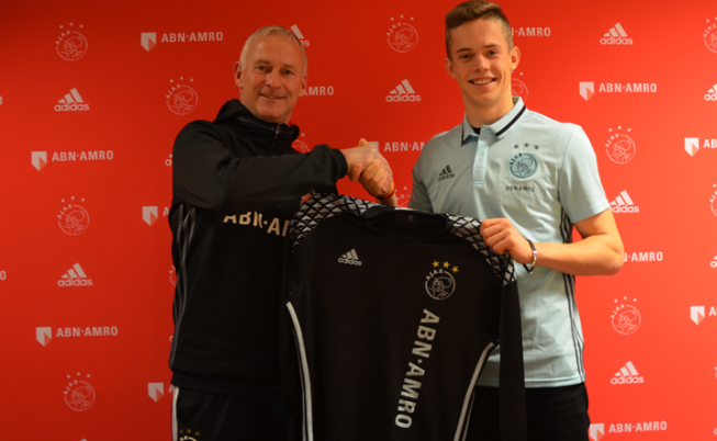 Ajax haalt 16-jarige Poolse keeper Gorski