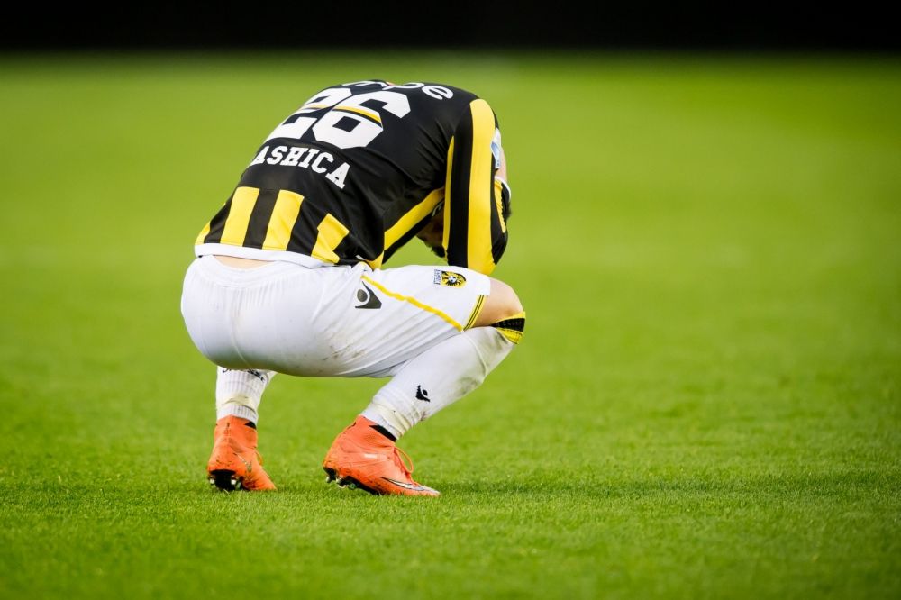 Vitesse gaat alleen kopen bij verkoop van spelers als Rashica