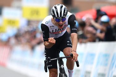 🎥 | Koninginnenrit gaat naar Juan Ayuso: Wilco Kelderman opnieuw bij beste groepje