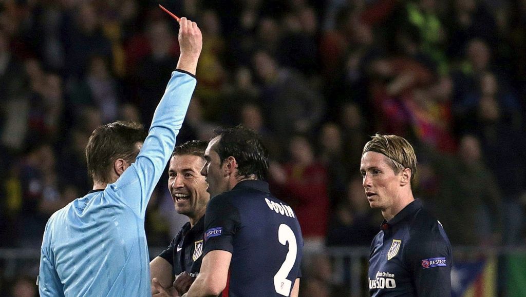 Rood in Camp Nou is dieptepunt carrière Fernando Torres