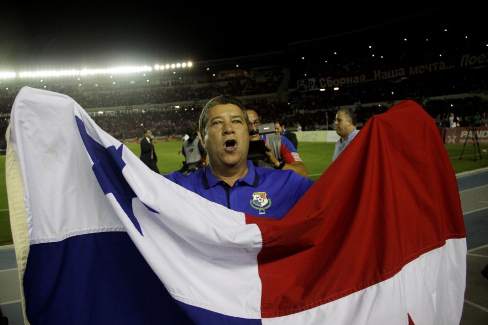 Panama plaatst zich voor het WK in een knotsgekke wedstrijd (video's)