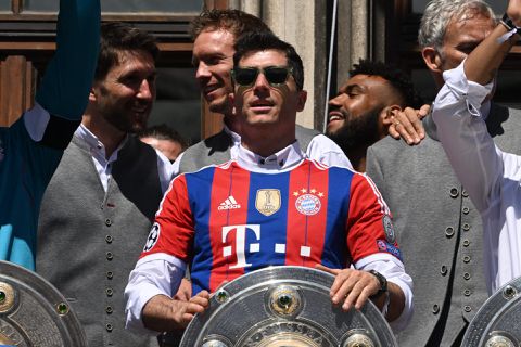 Bayern-icoon Uli Hoeness in Lewandowski-soap: 'Barcelona, is die club niet failliet?'