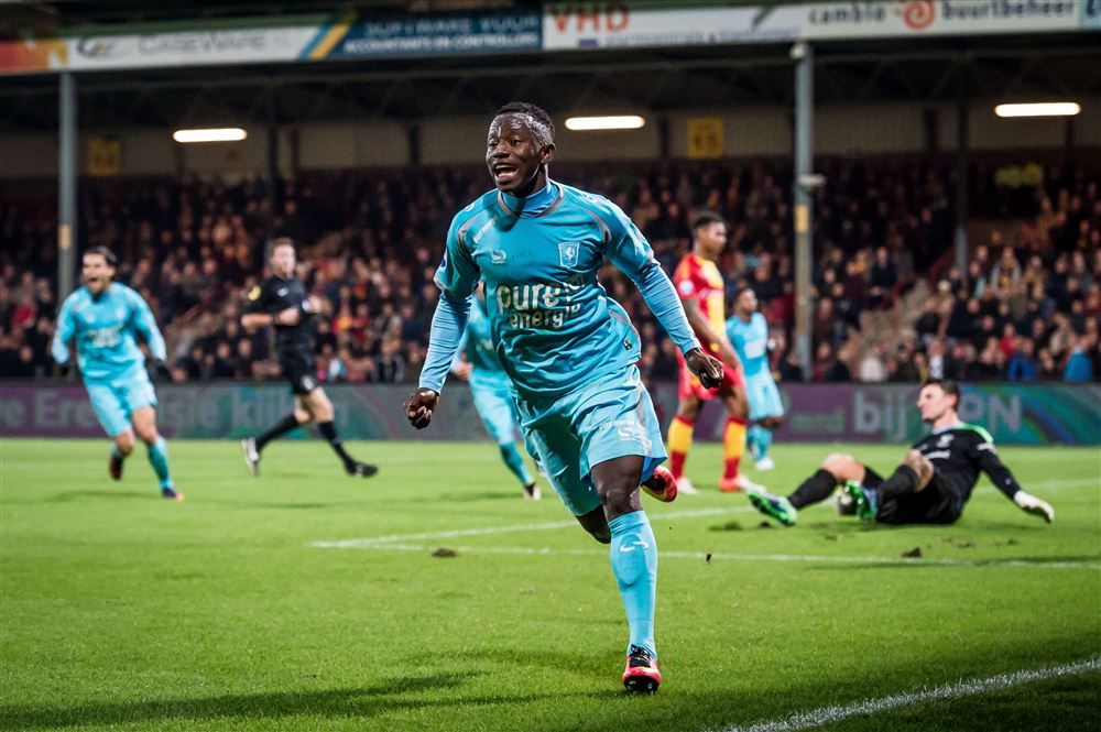 Yeboah en Celina wijzen FC Twente de weg in Deventer