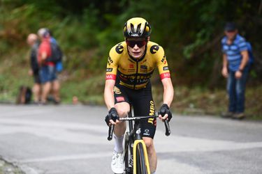 Jonas Vingegaard wint op spectaculaire wijze 16e etappe van de Vuelta