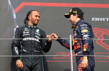 Hamilton en Pérez genieten van spectaculair duel: 'Dit was Formule 1 op z'n best'