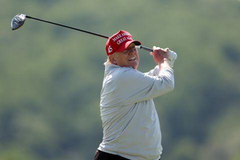 🤔 | Donald Trump over hole-in-one van Rory McIlroy: 'Ik heb er al 7'