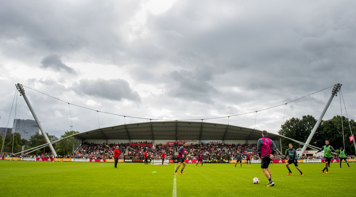 Ajax troeft Chelsea af om 16-jarige Hongaar Szabolcs