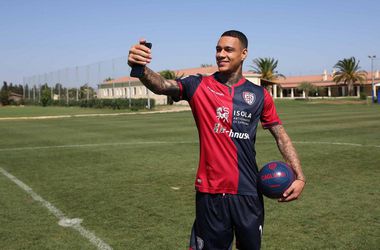 Van der Wiel debuteert bij verliezend Cagliari, Hateboer en De Roon onderuit met Atalanta