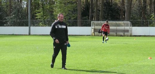 NEC-trainer Pothuizen: 'Geconcentreerd blijven tijdens nacompetitie'