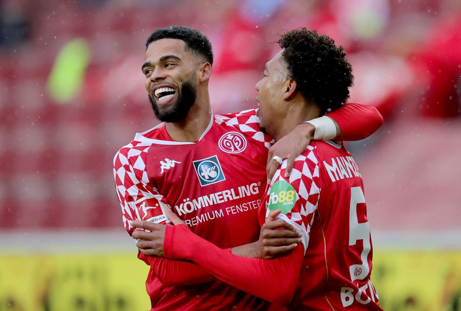 É oficial! Jeremiah St. Juste gaat de Champions League in met Sporting Portugal