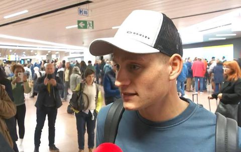 Van der Poel reageert voor het eerst op hotelincident: 'Ik zat fout, maar wilde niemand kwetsen'