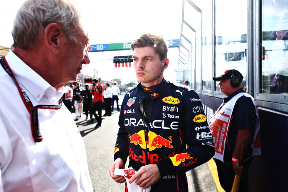 Max Verstappen komt met eigen raceteam: 'Mooi om mijn racekennis te delen'