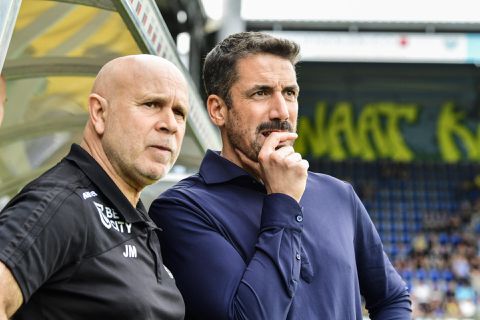 Kogel door de kerk: driftkikker Julio Velázquez vertrekt als trainer van Fortuna Sittard