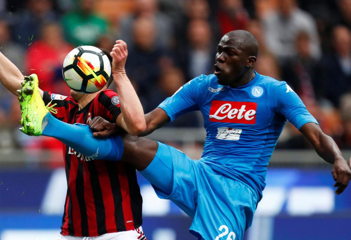 Napoli kan titel bijna vergeten na gelijkspel tegen AC Milan