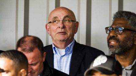 Van Praag zwijgt: Alles wat ik nu zeg, schaadt m'n strategie