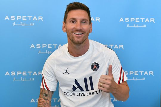 Prijs PSG-shirts met Lionel Messi erop bekend: ALLES gelijk uitverkocht