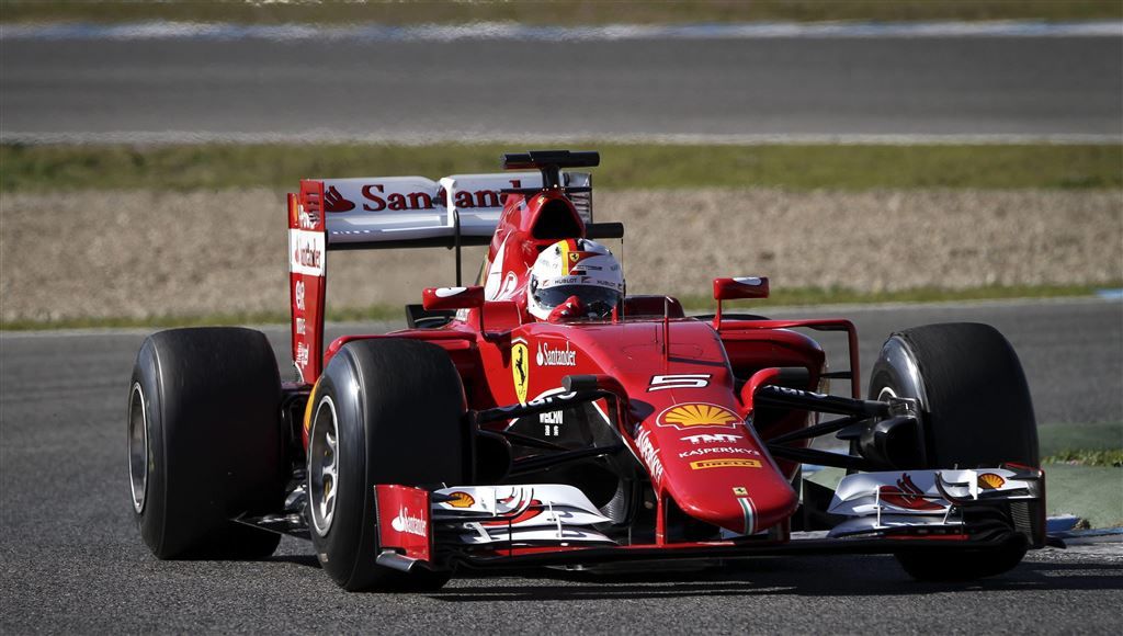 Vettel slaagt voor eerste test Ferrari
