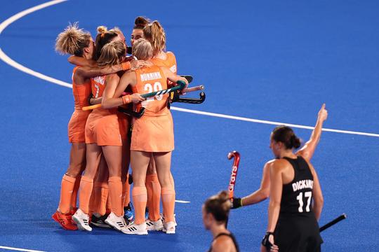 🎥 | Hockeyvrouwen persen Nieuw-Zeelandse kiwi's uit: 3-0