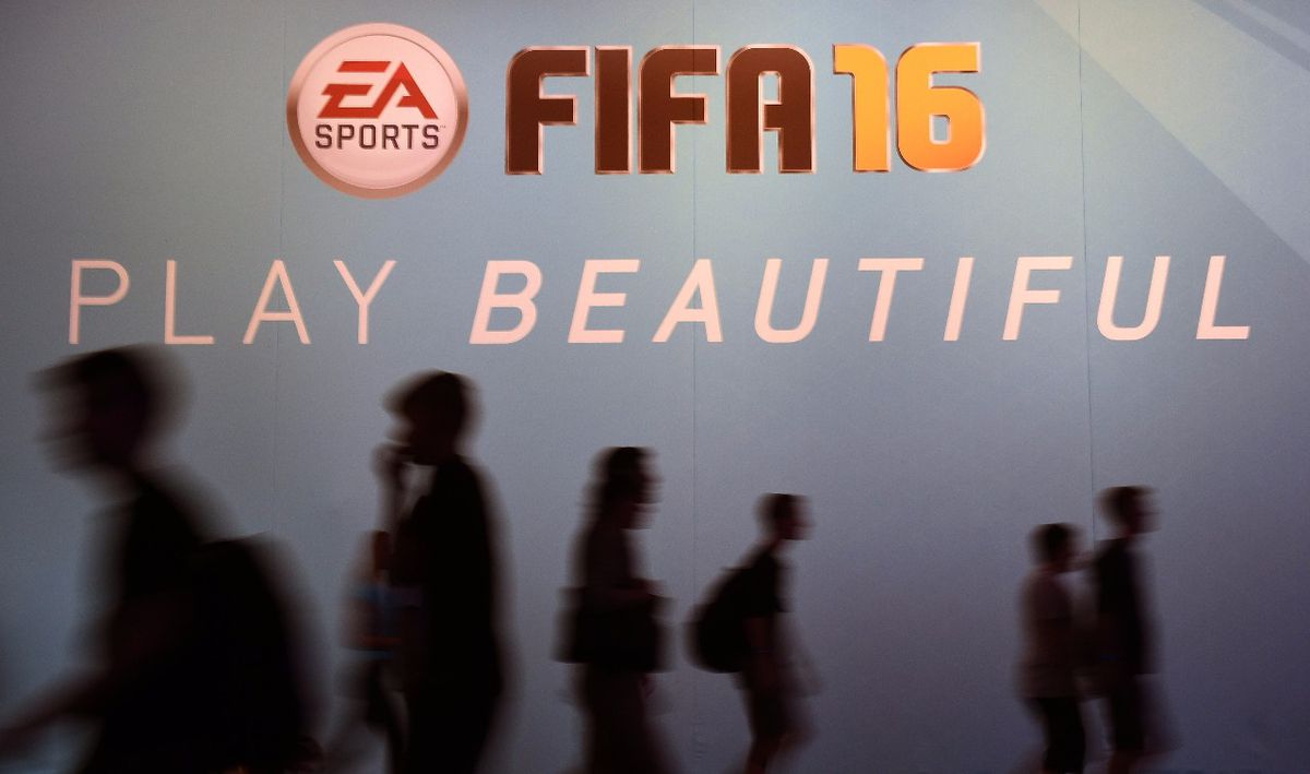 FIFA 16 licht tipje van de sluier op: Bundesliga alsof je tv kijkt (video)