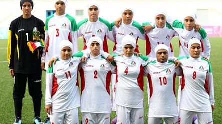 Iran laat geslacht van alle ‘vrouwen’ nationale elftal testen