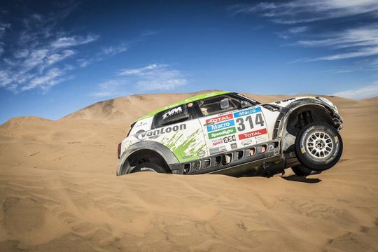 Erik van Loon vijfde in autoklassement Dakar Rally