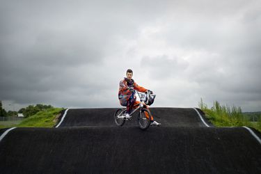 BMX'er Van Gorkom gaat voor de regenboogtrui