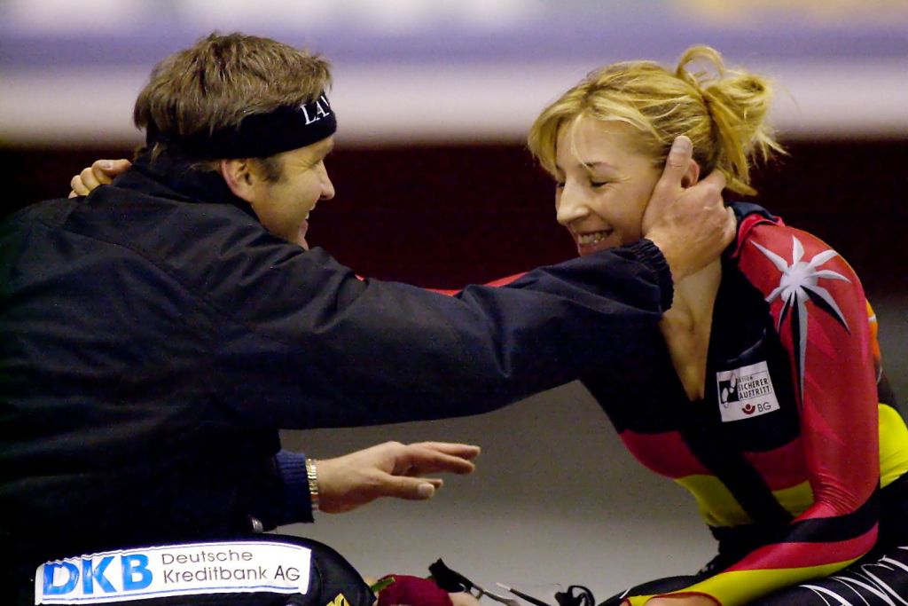 Legendarische coach Eicher stopt bij Duitse schaatsbond