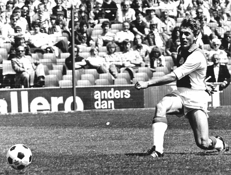 Ex-Ajacied Piet Wijnberg (63) is overleden