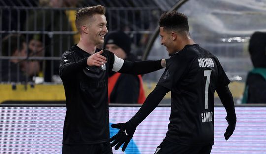 Dortmund haalt uit bij jubileum, Alfred Schreuder en Jürgen Locadia verliezen van Leipzig