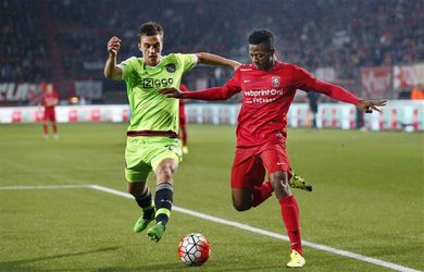 Twente bezorgt Ajax eerste verliespunten