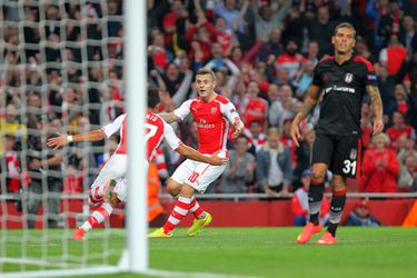 Arsenal plaatst zich voor Champions League