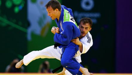 Mooren gevloerd in halve finales EK judo