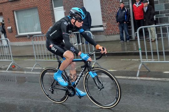 Froome breekt linker pols en rechter hand