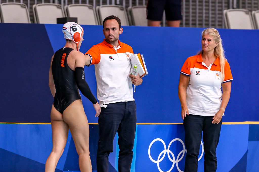 Dit is de nieuwe bondscoach van de Nederlandse waterpolosters