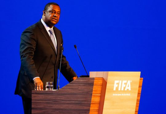 FIFA-officials voelen zich te oud voor de cel