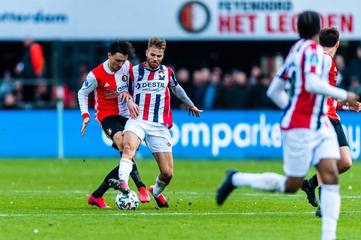 'Feyenoord blij met ontwikkeling Nieuwkoop, rechtsback op de weg terug naar de Kuip'