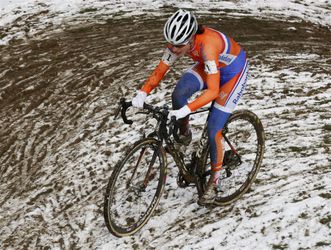 Van der Poel tweede in Ruddervoorde